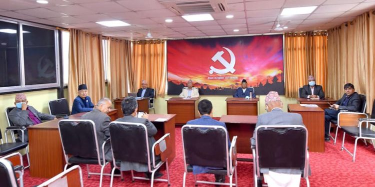 धुम्बाराही बैठकले लामो समय पछि दियो खुसि, एमाले फेरी एक जुट हुने सङ्केत