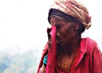 दैलेखकि नन्दकलीको पीडाः ‘माओवादीले छोरा सिध्यायो, बुहारी पोइला गइन, मेरो पीडा जस्ताकाे तस्तै’