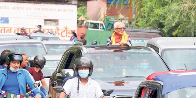 डोरमणिले ठ्याक्कै ओली शैलीको नक्कल गर्दै धज्जी उडाए