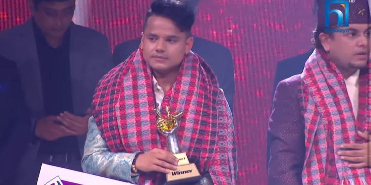 हार्दिक बधाई भ्वाईस अफ नेपाल सिजन ३ को बिजेता बने किरण गजमेर!