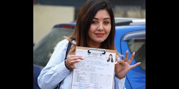 १२ कक्षाको परीक्षा दिन जाँदाजाँदै करिश्माले यसो भनिन्…