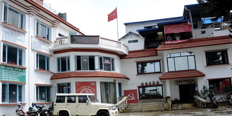 माओवादीमा नेतृत्वप्रति विद्रोह बढ्दै