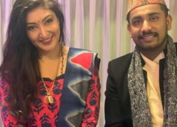 ‘कति राम्री छौ मेरी सानी, छैनन् त्यति पारसकि हिमानी’ बोलको गीत हिट हुनु अघि नै खेम सेन्चुरीले भेटेका रहेछन हिमानीलाई (भिडियो सहित)