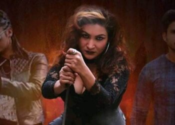 शंकर अधिकारी घायलको निर्देशित कथानक चलचित्र रिभेन्ज युट्यूवमा हेर्नुहाेस्