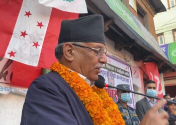 केपी ओलीमाथि खनिए प्रचण्ड, देशलाई राजतन्त्रतिर फर्काउन एम्बुस थापेर बसेको आरोप (भिडियो सहित)
