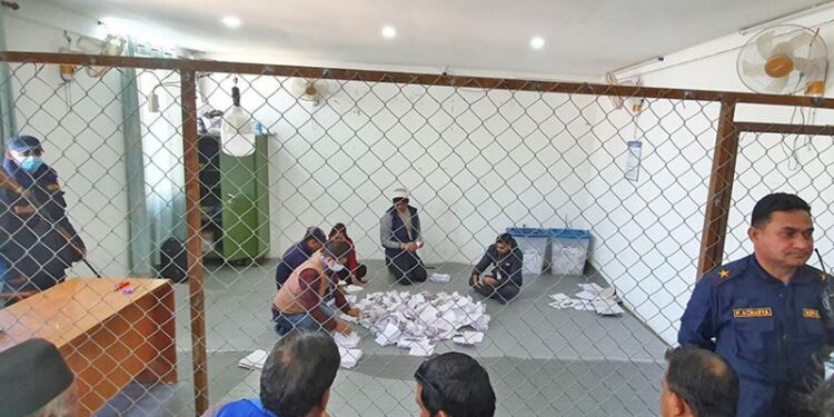 काठमाडौं-६ मा कांग्रेस-एमालेभित्र प्रश्न : घण्टीमा भोट कसले दियो ?
