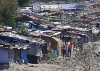 दाङका सकुम्बासीका पीडा : पहिले बस भने, अहिले हट भन्छन्