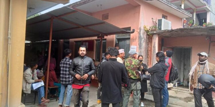 एसईई तयारी गरिरहेका विद्यार्थी कुट्ने प्रधानाध्यापक पक्राउ