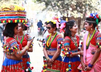 आज थारु समुदायले माघी पर्व मनाउँदै