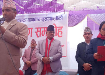 सुदूरपश्चिममा मुख्यमन्त्रीका दाबेदार खगराज बने मन्त्री