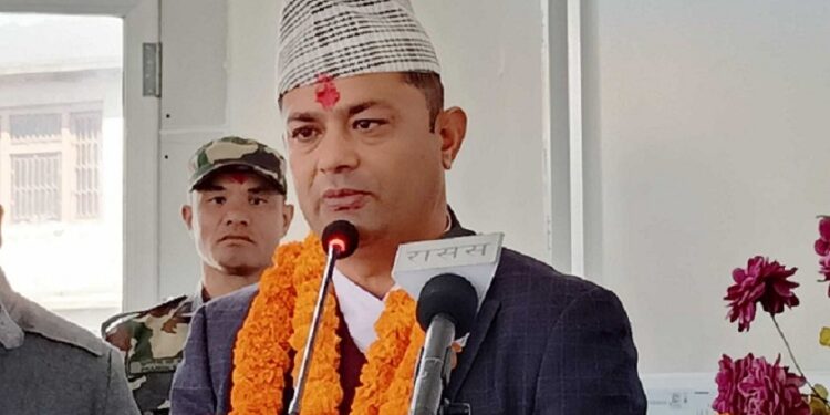 सबै जनताको निःशुल्क उपचारको प्रबन्ध सुनिश्चित गरिने