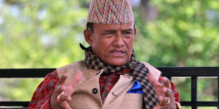 प्रचण्डको प्रधानमन्त्री पद खुस्काउने कटवालका दुवै मृगौलामा खरावी आएपछि अइसीयुमा राखेर उपचार हुँदै