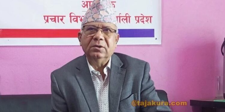 प्रचण्डले दम्भ देखाए गठबन्धन कुनै पनि बेला तोडिन सक्छ : माधव नेपाल