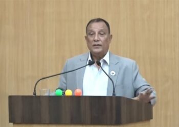 उद्दव थापाले भनेः मुख्यमन्त्री बनाउन हस्ताक्षर गर्ने सांसदहरुसँग गला मिलाए