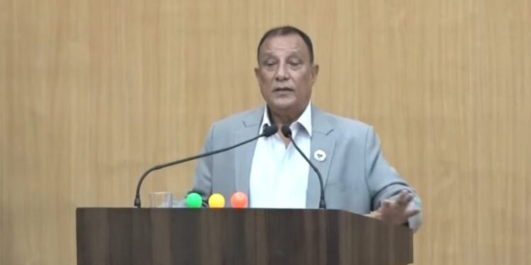 उद्दव थापाले भनेः मुख्यमन्त्री बनाउन हस्ताक्षर गर्ने सांसदहरुसँग गला मिलाए